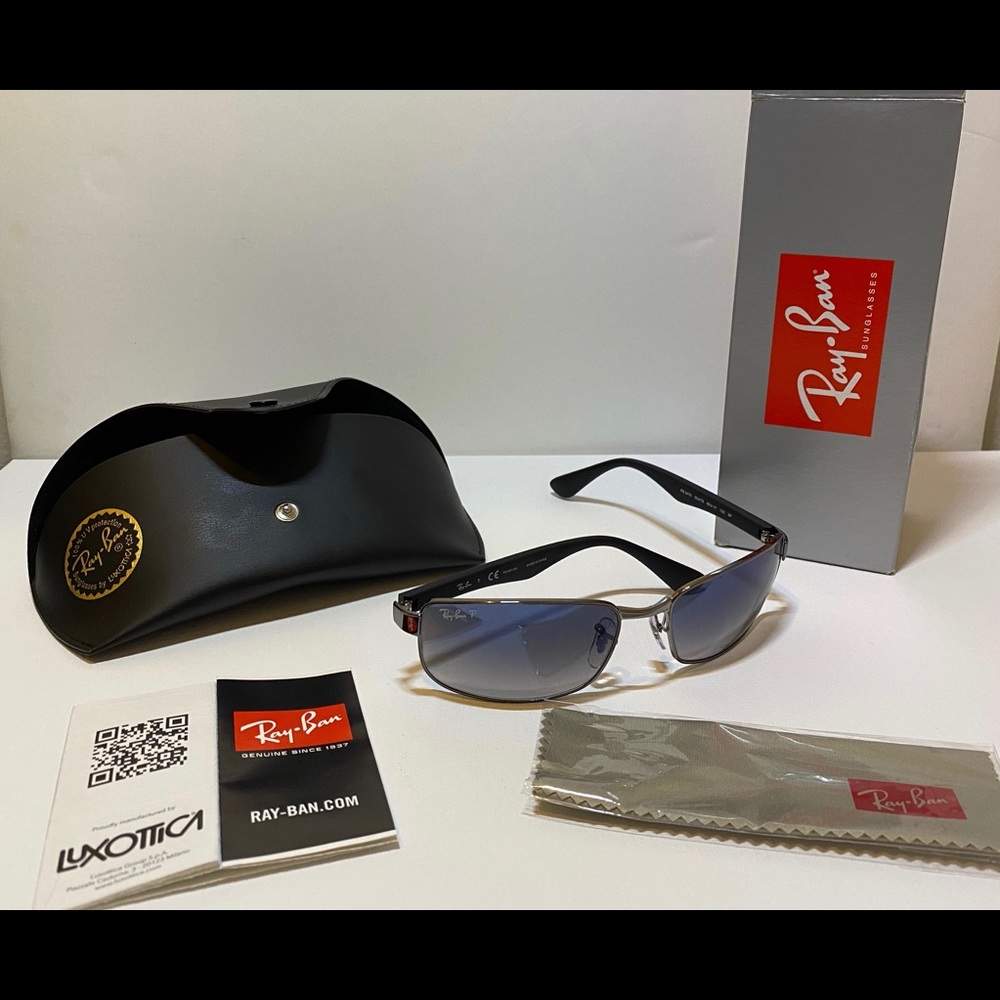 NEVER USED Ray Ban polarized sunglasses